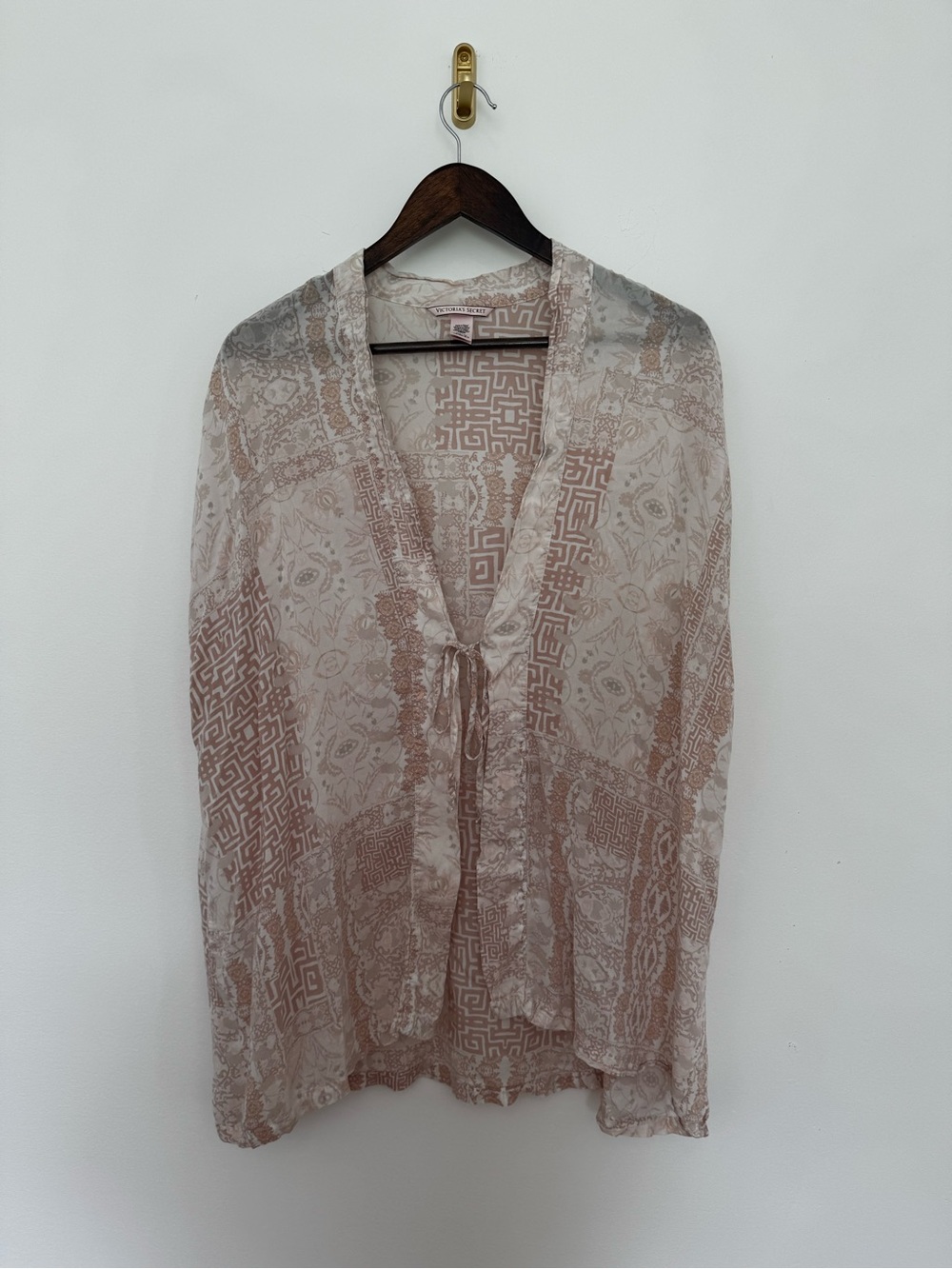 Victoria's Secret Beige & White Printed Sleep Top